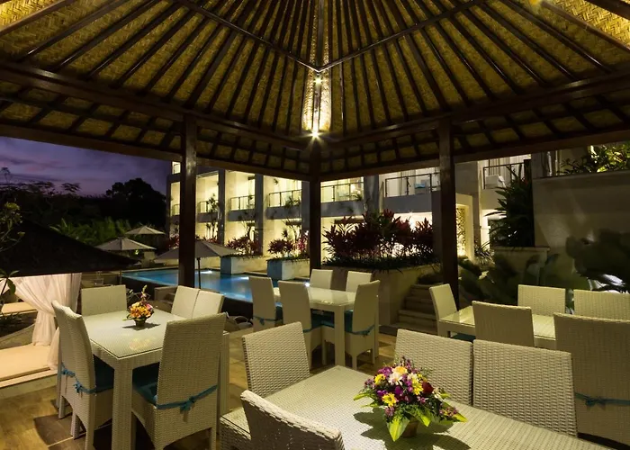 Otel Adhiloka 3*