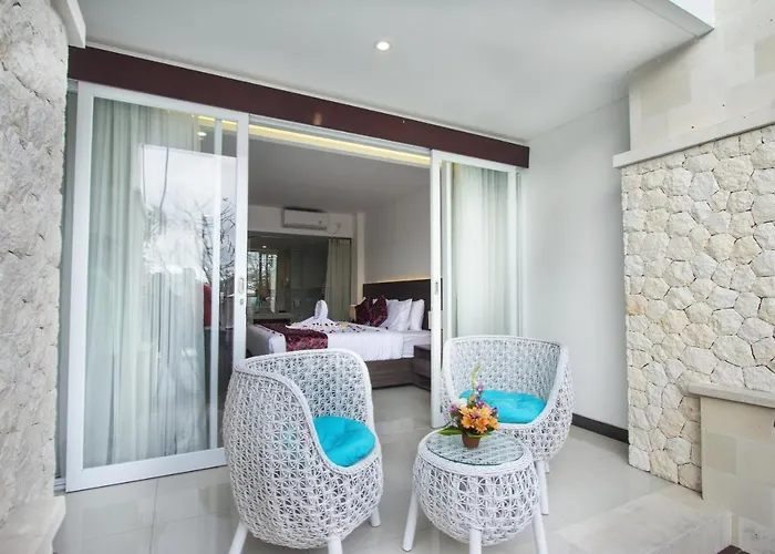 Adhiloka Hotel