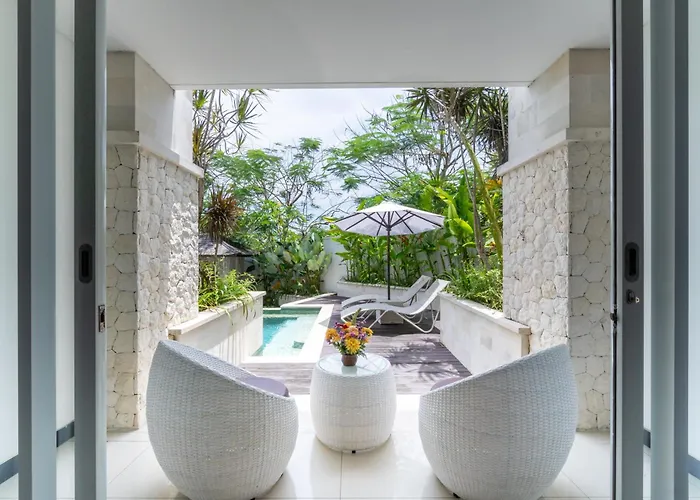 Adhiloka Uluwatu (Bali)