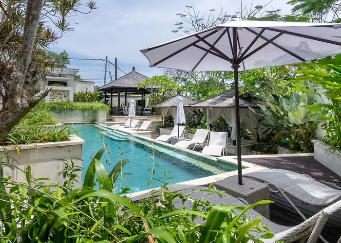 Adhiloka 3* Uluwatu (Bali)